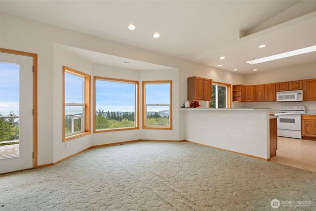 753 Old Logging Road, Sequim, WA 98382