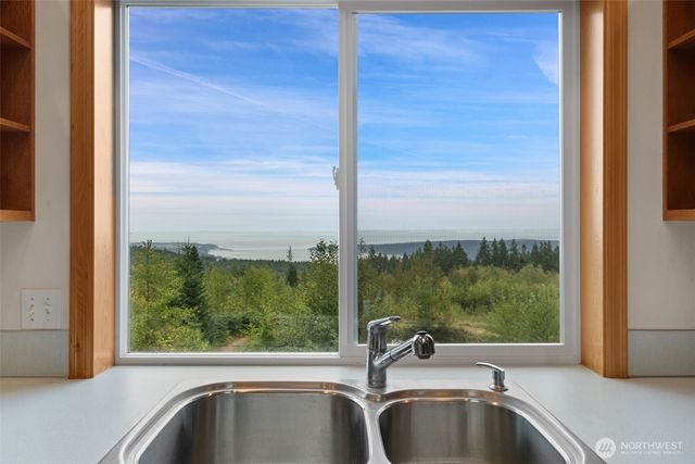 753 Old Logging Road, Sequim, WA 98382