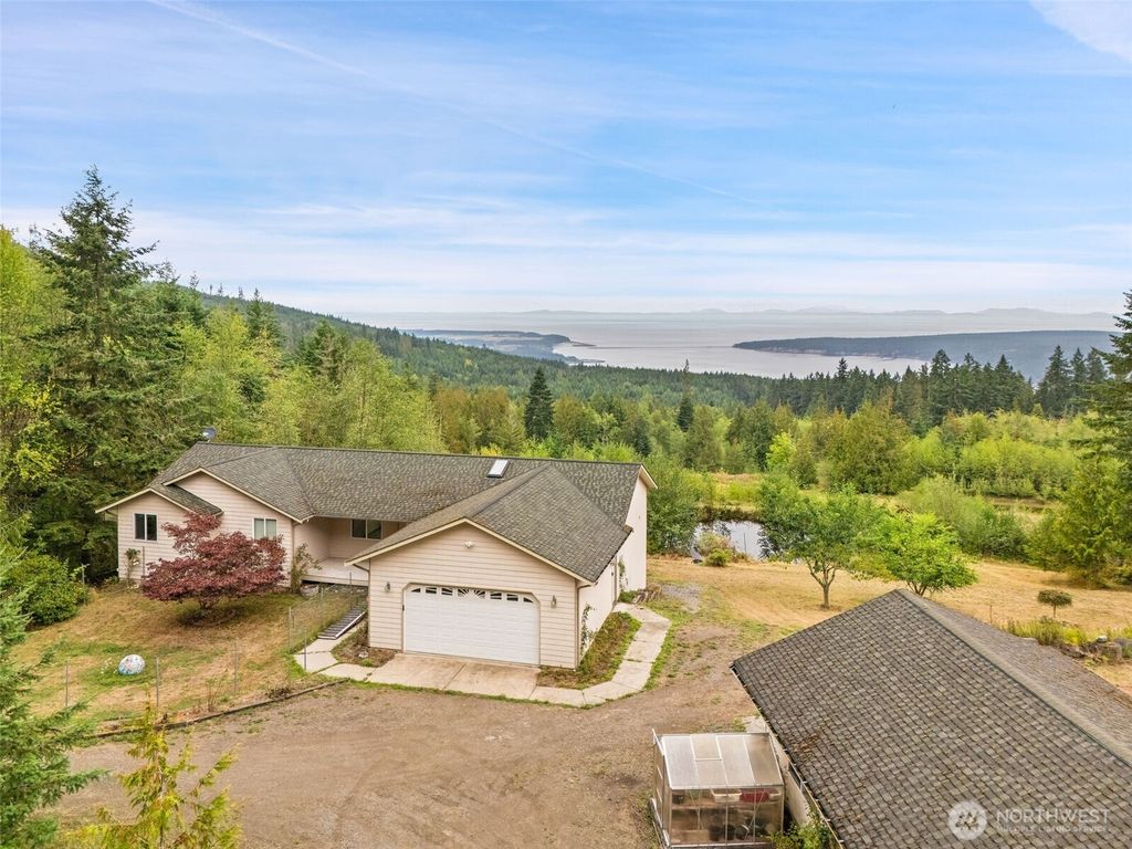 753 Old Logging Road, Sequim, WA 98382