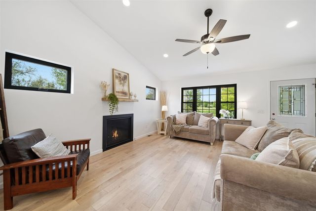 237 Ambler Drive, Brooklyn, MI 49230