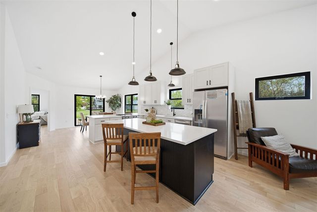 237 Ambler Drive, Brooklyn, MI 49230
