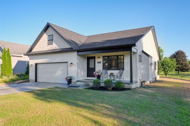237 Ambler Drive, Brooklyn, MI 49230
