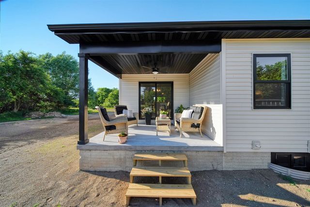 237 Ambler Drive, Brooklyn, MI 49230