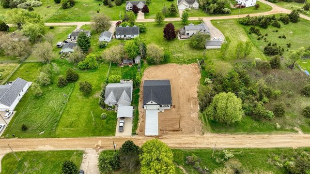 237 Ambler Drive, Brooklyn, MI 49230