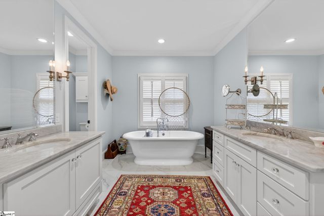 2062 Knighton Chapel Road, Fountain Inn, SC 29644