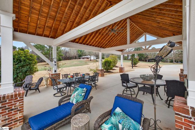 2062 Knighton Chapel Road, Fountain Inn, SC 29644