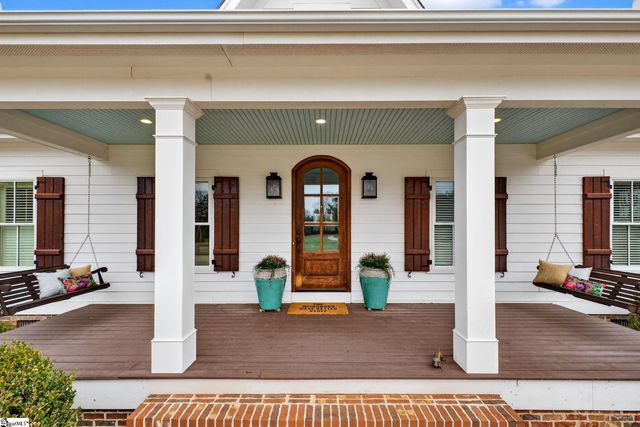 2062 Knighton Chapel Road, Fountain Inn, SC 29644