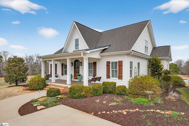 2062 Knighton Chapel Road, Fountain Inn, SC 29644