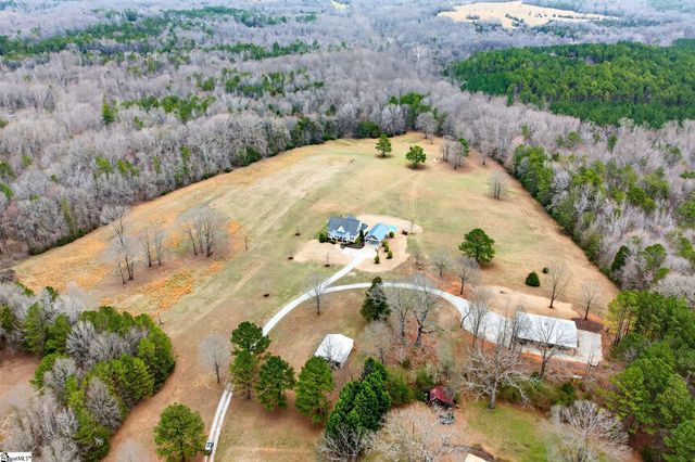 2062 Knighton Chapel Road, Fountain Inn, SC 29644