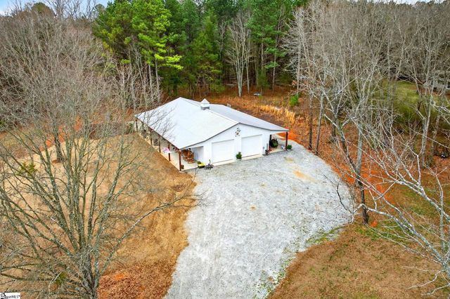 2062 Knighton Chapel Road, Fountain Inn, SC 29644