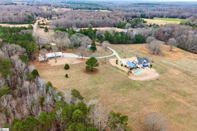 2062 Knighton Chapel Road, Fountain Inn, SC 29644