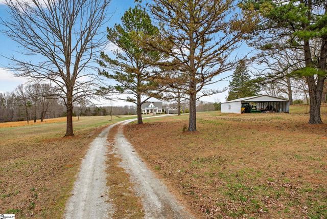 2062 Knighton Chapel Road, Fountain Inn, SC 29644