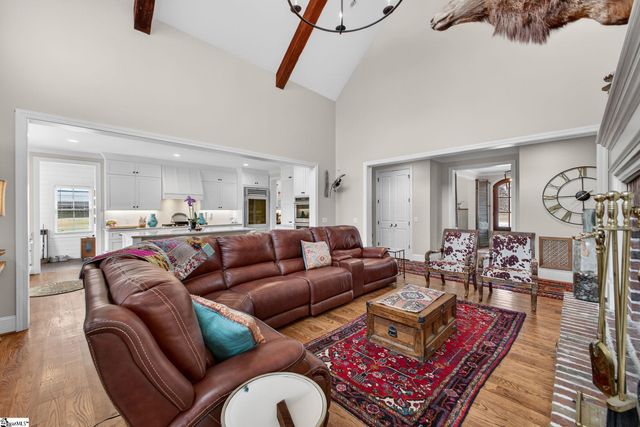 2062 Knighton Chapel Road, Fountain Inn, SC 29644