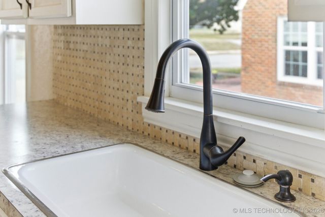 1311 S College Avenue, Tulsa, OK 74104