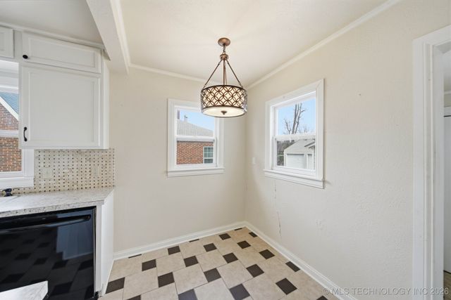 1311 S College Avenue, Tulsa, OK 74104