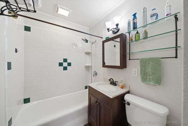 1311 S College Avenue, Tulsa, OK 74104