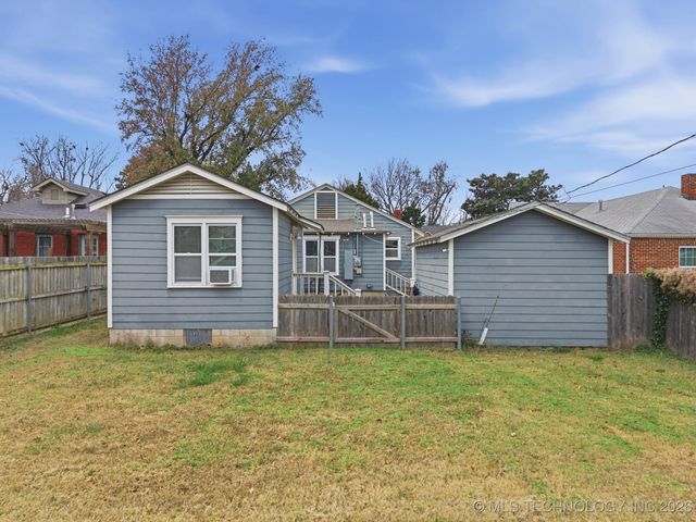 1311 S College Avenue, Tulsa, OK 74104