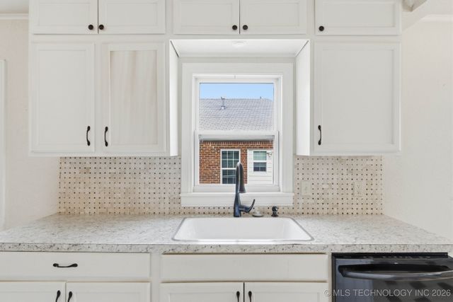 1311 S College Avenue, Tulsa, OK 74104