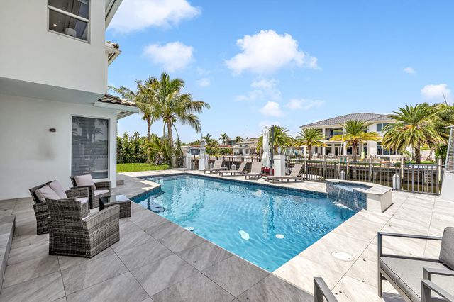 4921 NE 28TH Avenue, Lighthouse Point, FL 33064