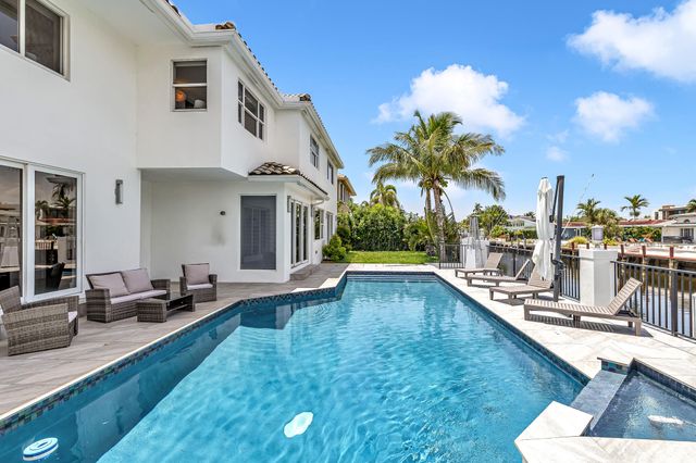 4921 NE 28TH Avenue, Lighthouse Point, FL 33064