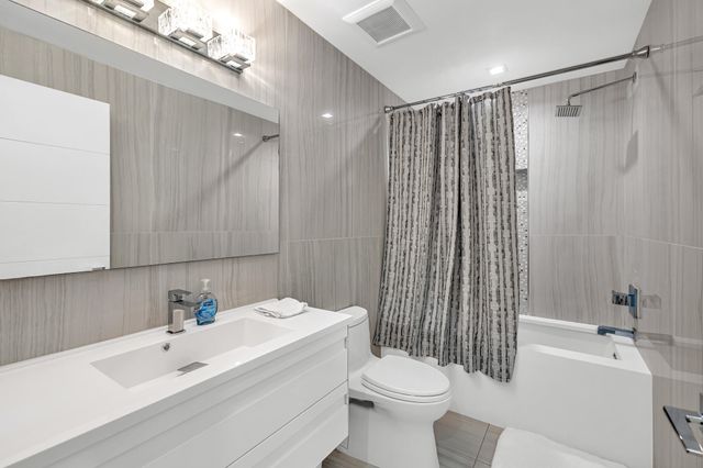4921 NE 28TH Avenue, Lighthouse Point, FL 33064