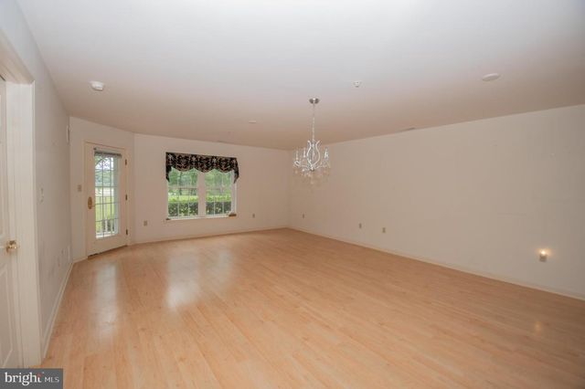 1101 S SCHUMAKER DR #007, Salisbury, MD 21804