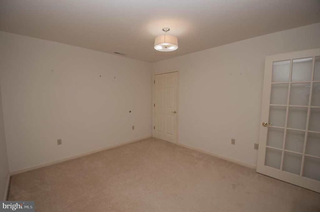 1101 S SCHUMAKER DR #007, Salisbury, MD 21804