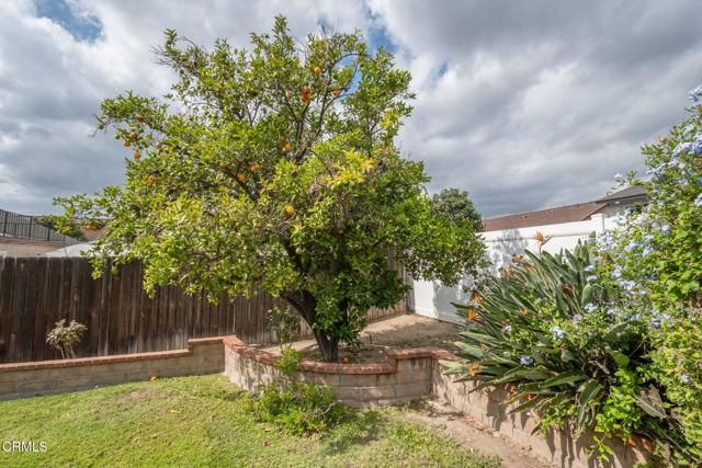 19931 Lanark Street, Winnetka (los Angeles), CA 91306