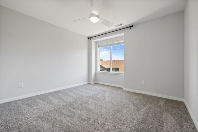 9150 Spring Crest Lane, West Des Moines, IA 50266