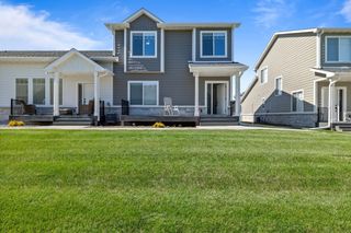 9150 Spring Crest Lane, West Des Moines, IA 50266