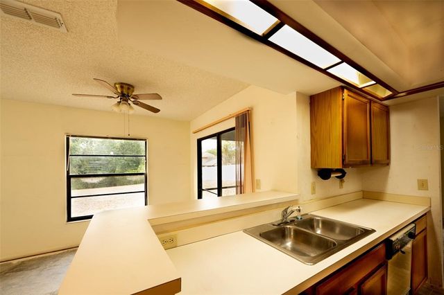 13218 PARKHURST COURT, Riverview, FL 33569