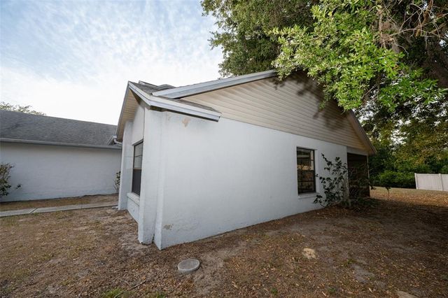 13218 PARKHURST COURT, Riverview, FL 33569