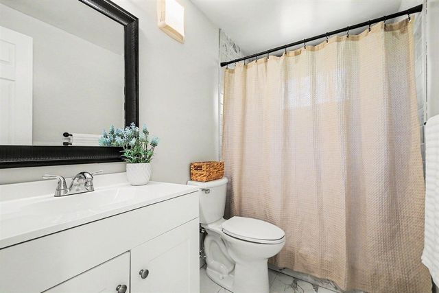 4948 Stony Creek Avenue, Comstock Park, MI 49321