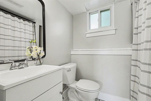 4948 Stony Creek Avenue, Comstock Park, MI 49321