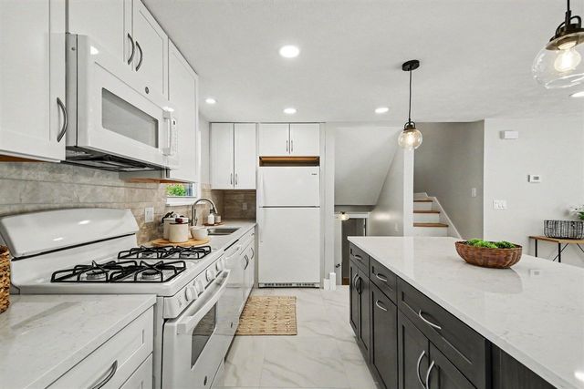 4948 Stony Creek Avenue, Comstock Park, MI 49321