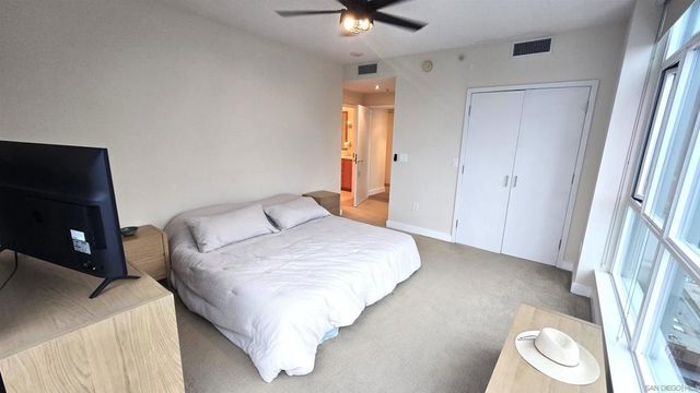 325 7th Ave 1301, San Diego, CA 92101
