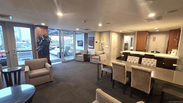 325 7th Ave 1301, San Diego, CA 92101