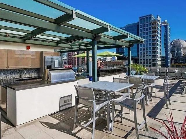 325 7th Ave 1301, San Diego, CA 92101