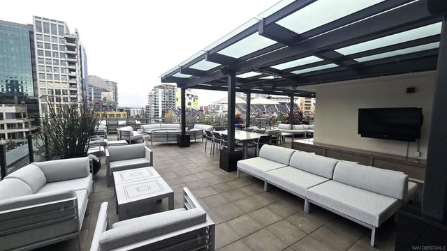 325 7th Ave 1301, San Diego, CA 92101