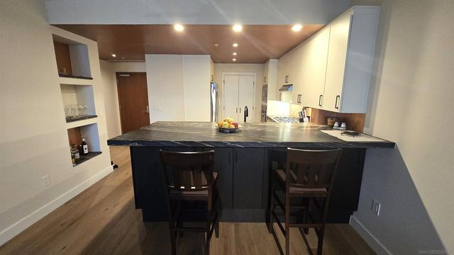 325 7th Ave 1301, San Diego, CA 92101