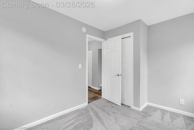 3981 Pine Grove Avenue, Fort Gratiot Charter Township, MI 48059