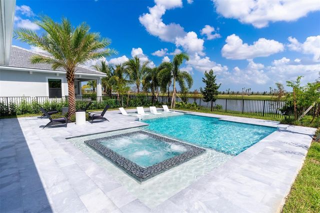 12668 SOLANA BAY Circle, Palm Beach Gardens, FL 33412