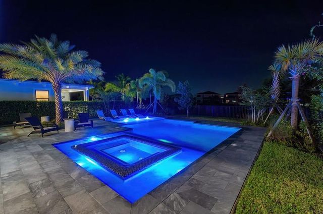12668 SOLANA BAY Circle, Palm Beach Gardens, FL 33412