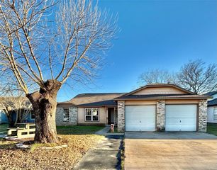 405 Burlwood CT, Round Rock, TX 78664