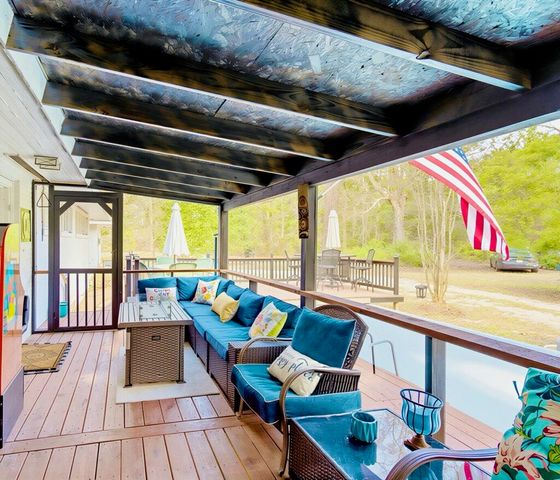 22 Flowers Street, Yemassee, SC 29945