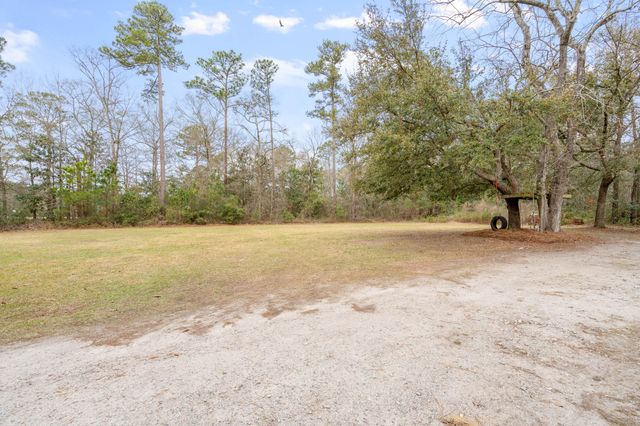 22 Flowers Street, Yemassee, SC 29945