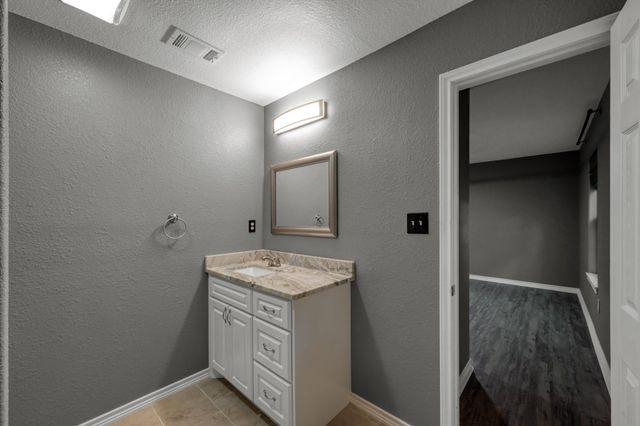 11509 Fm-2432, Willis, TX 77378
