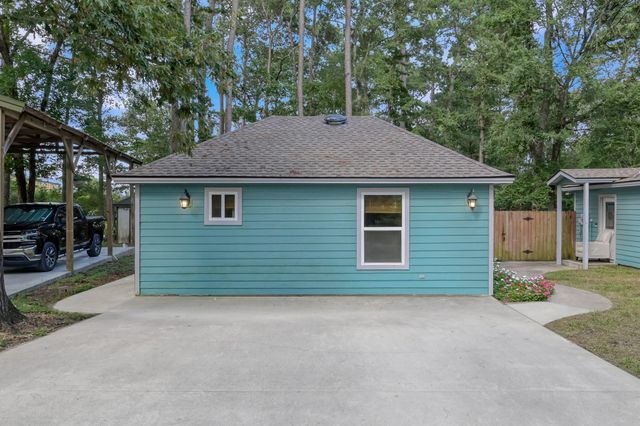 11509 Fm-2432, Willis, TX 77378