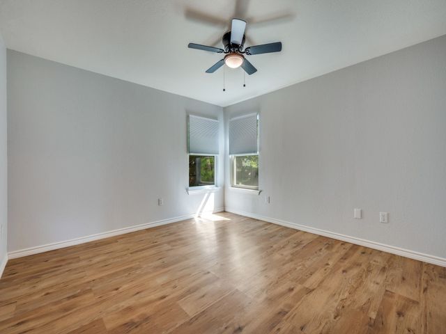 401 N Sierra Trail, Pilot Point, TX 76258