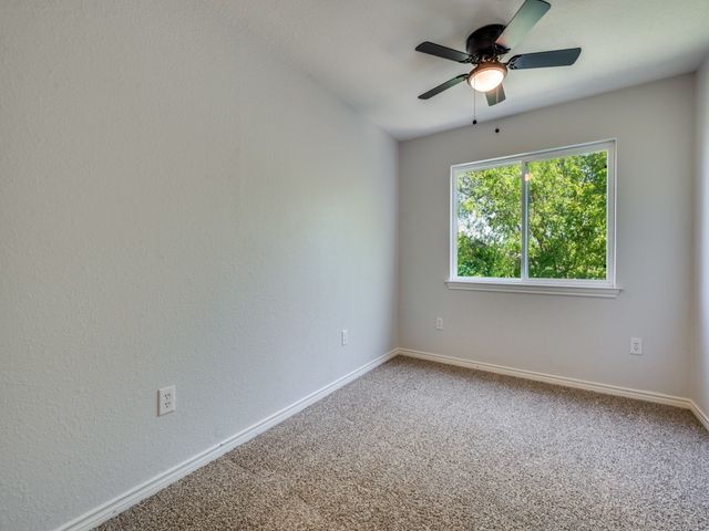 401 N Sierra Trail, Pilot Point, TX 76258